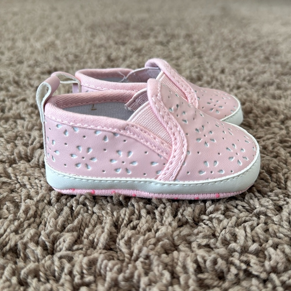 NWOT! Cat & Jack Baby Girls' Eyelet Slip-On Sneakers - Pink